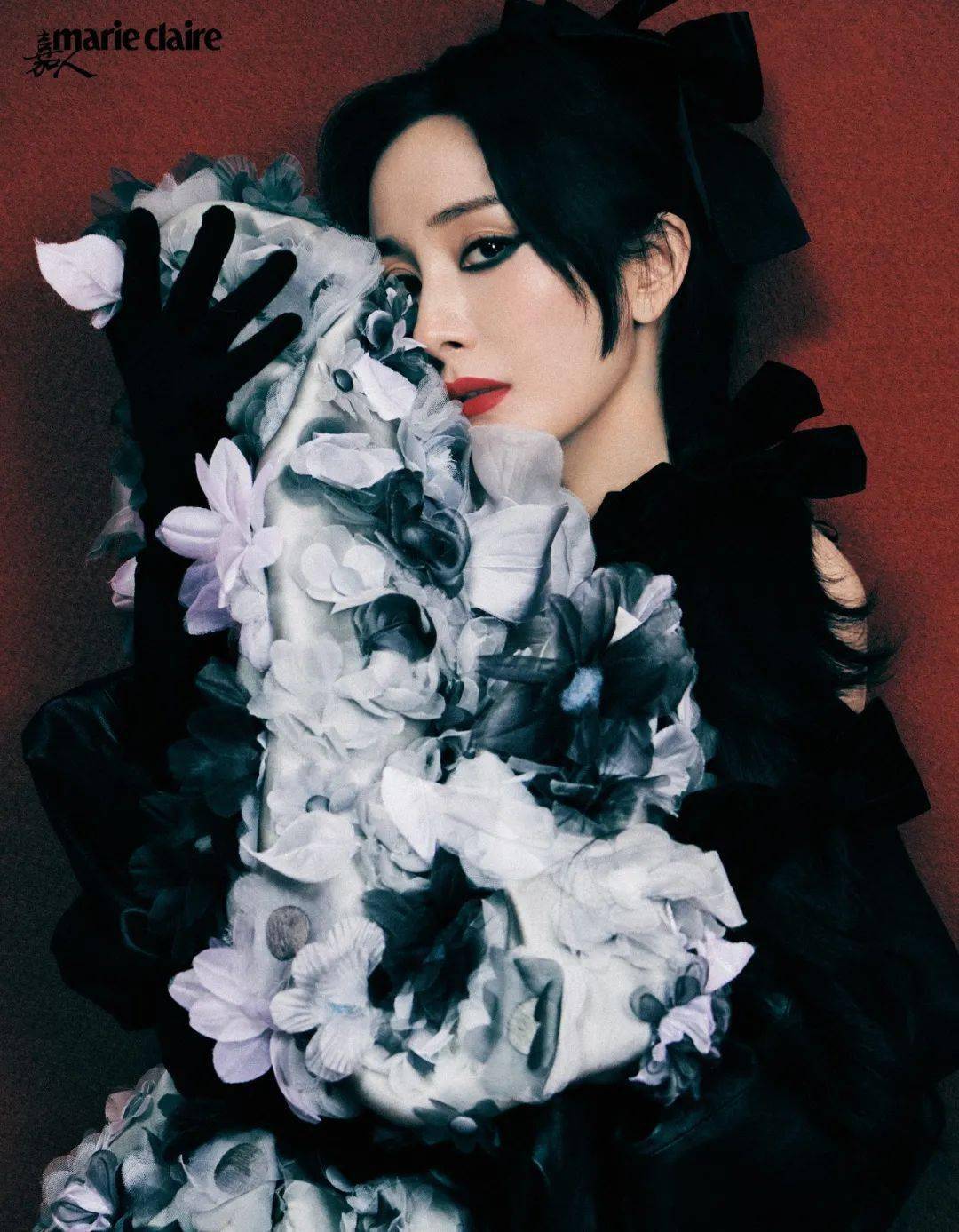 杨幂去看一座桥嘉人封面