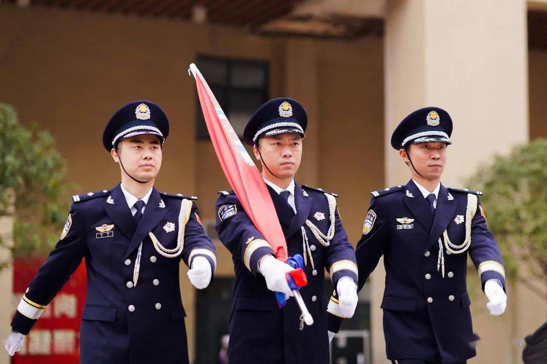 锦州中学王昕勇图片