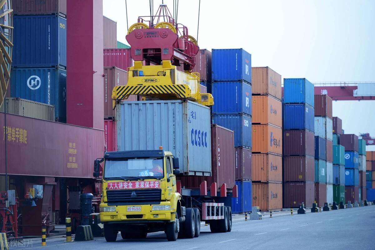 韩国仁川港集装箱运量创六个月新低_港口_公司_调查