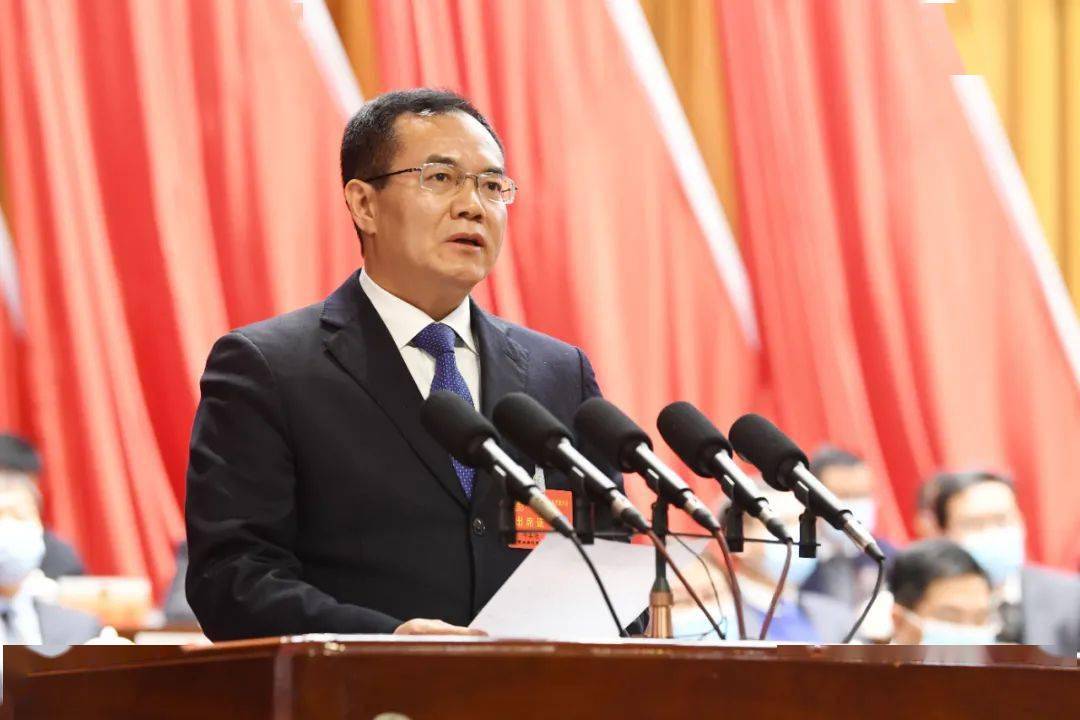 市五届人大一次会议胜利闭幕