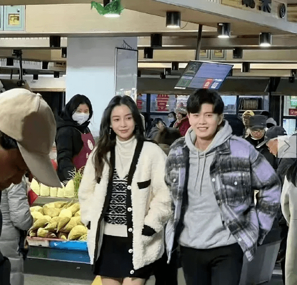 演技|全网夸的演技，就这？！