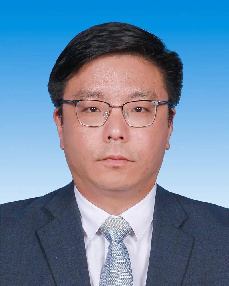 梅州市副市长张晨老公图片