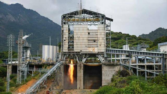 俄媒：印度航天机构成功为其载人航天任务测试低温发动机