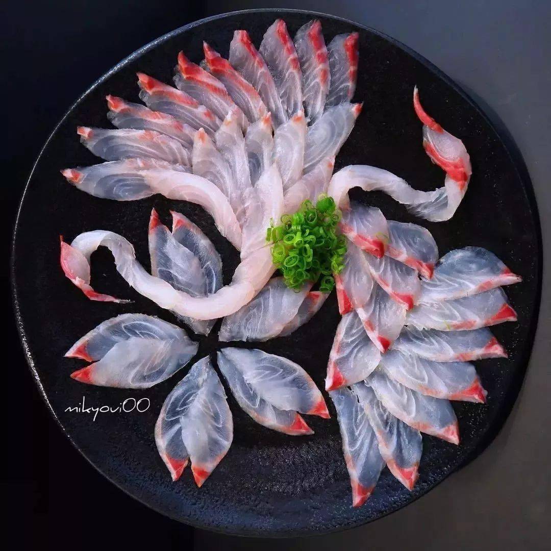 刺身还能这样摆盘!开眼了!_生鱼片_日本_食物