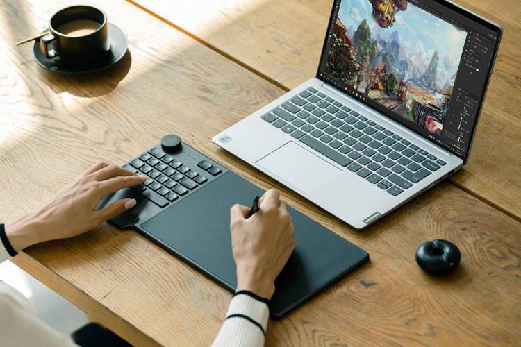 板绘入门第一步：如何挑选适合自己的数位板？