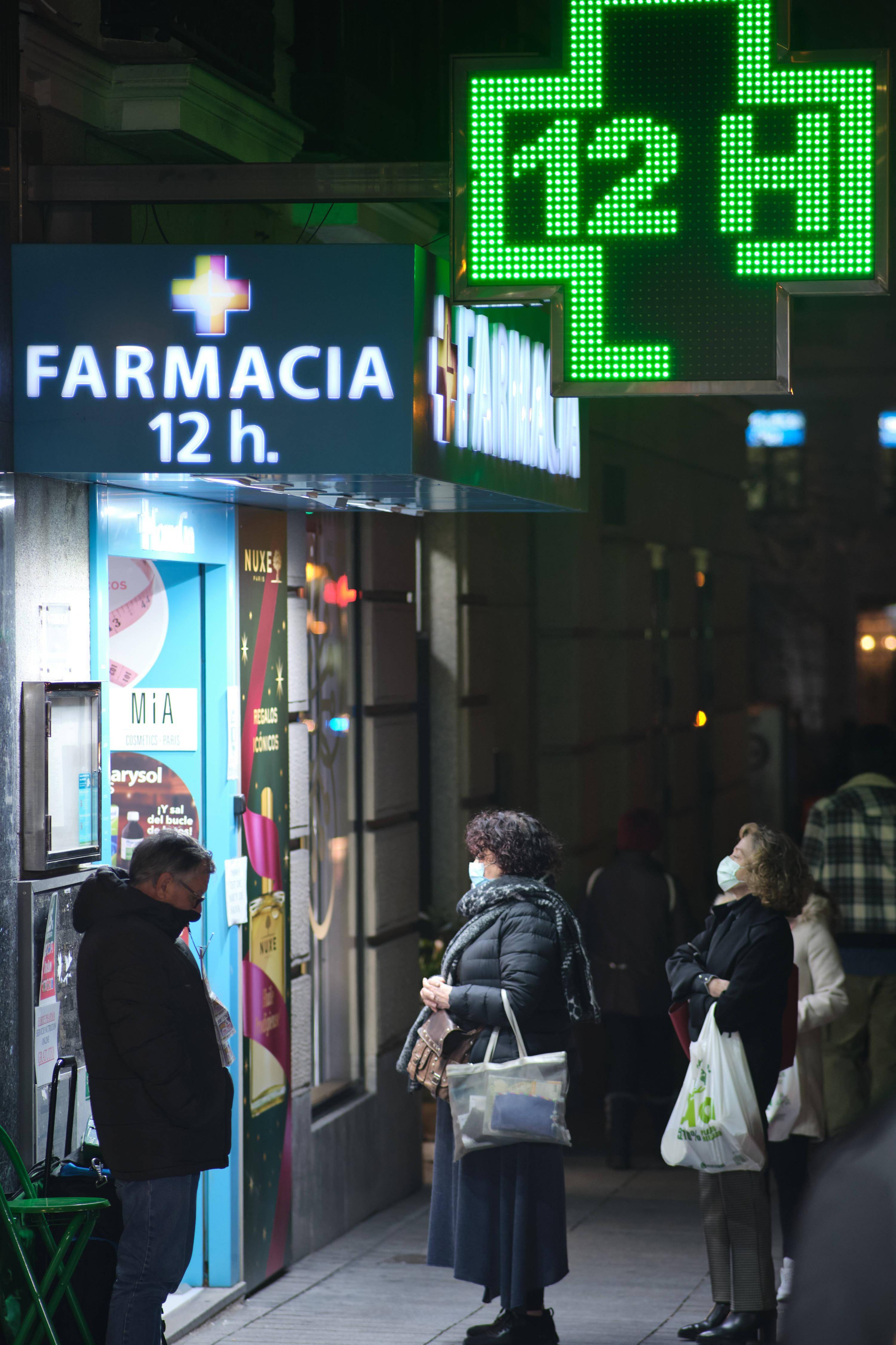 西班牙累计新冠确诊病例超过800万例