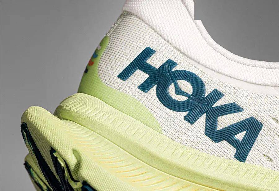 人气 真正的全能鞋款！HOKA 全新跑鞋率先开箱！