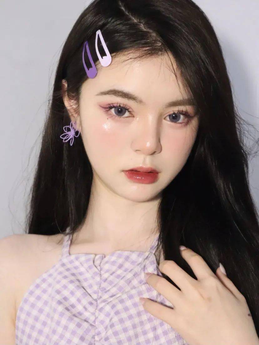现实美妆博主回归现实，「换头术」到底是真是假？