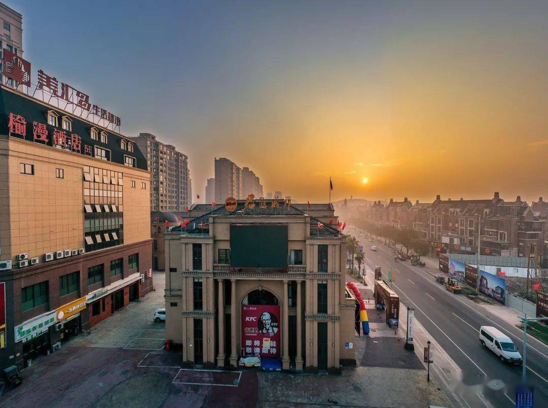 三门县城区省3a级景区城三门县位于浙江东部沿海三门湾畔,地处中国"