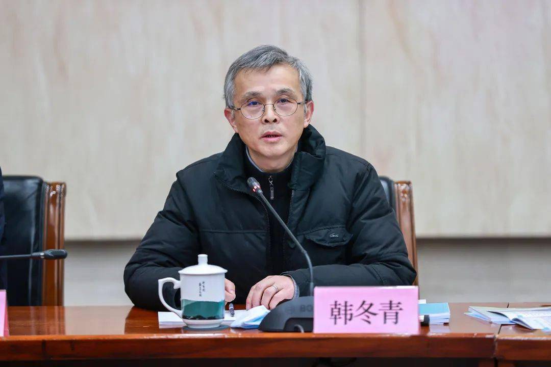 ▼建设性意见对桥林新城战略规划分别提出了李晓江,韩冬青,张京祥三位