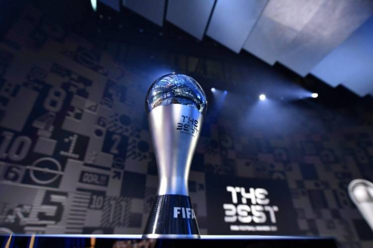 伊涅斯塔|群星闪耀！2011年以来历届FIFA最佳阵容一览