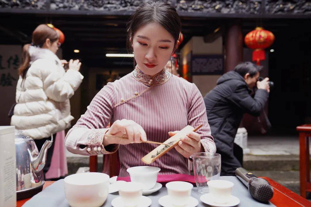 携手共赏古风句子