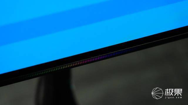 创维S82深度评测：专业调色师都“挑不出刺”的屏幕，怎么盘出不一样的美感？