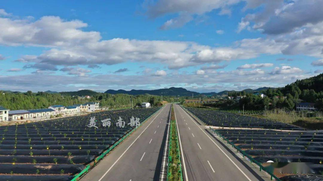 大坪街道大坪可谓是南部县非常偏远的一个乡镇了,平时开车的话都需要