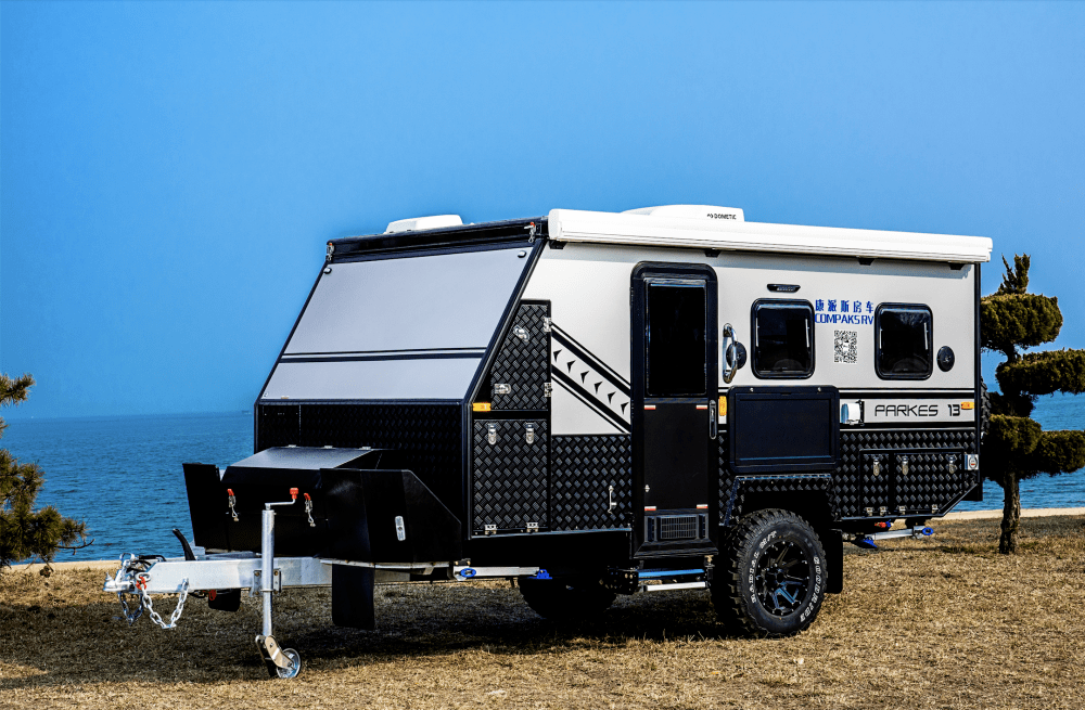 精致生活×极致越野——康派斯cs26越野拖挂房车