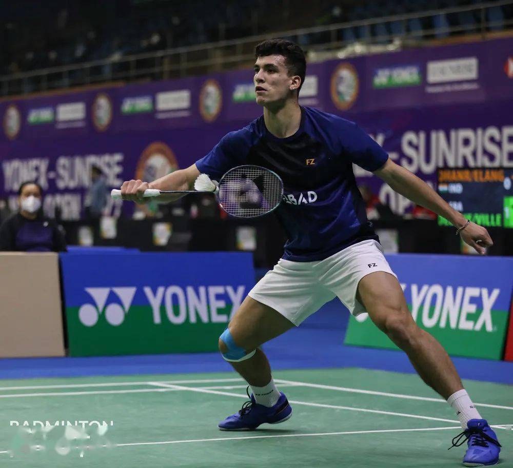 根据你所描述的情况,有可能是腘窝囊肿.