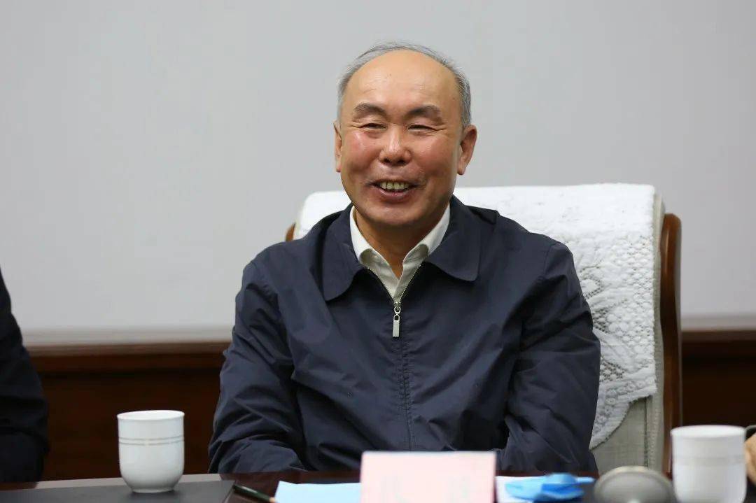 盟委书记代钦一行到内蒙古广播电视台走访座谈交流