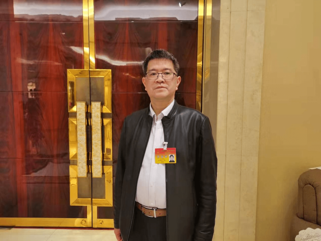 地方两会浙江省人大代表吴伟进建议制定浙江省共同富裕促进条例