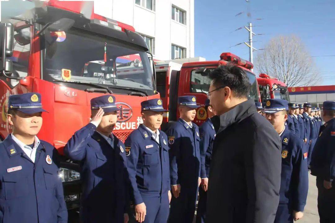 州委常委,海晏县委书记桑本同志率四大班子看望慰问消防救援人员_人民