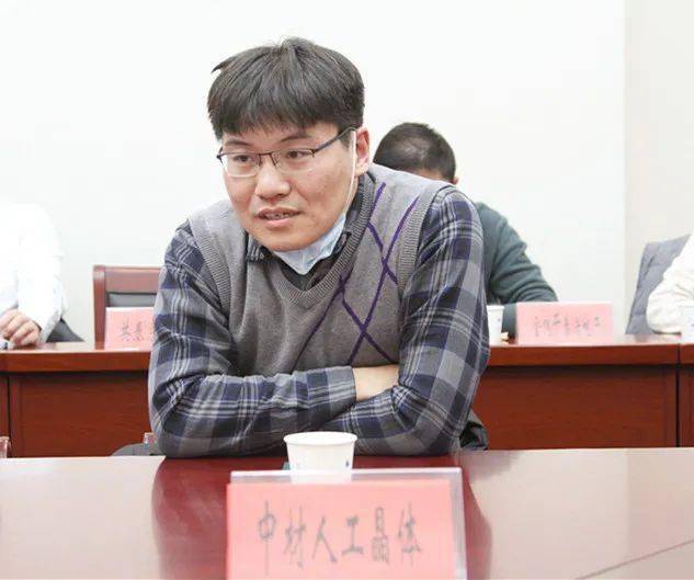 随后,东坝乡副乡长马海生从完善企业服务协调机制,提高经济发展质量