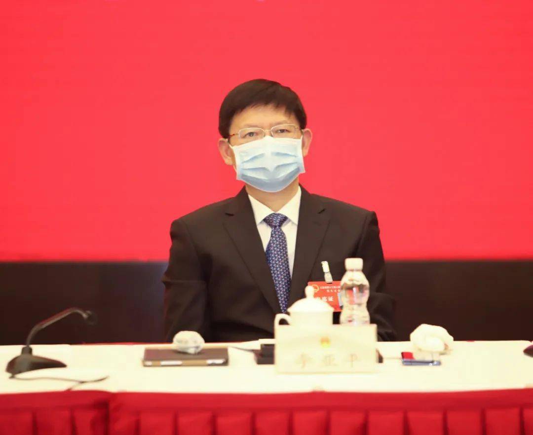 省人代会苏州代表团举行全体会议 推选曹路宝担任团长 吴庆文陈振一李亚平担任副团长