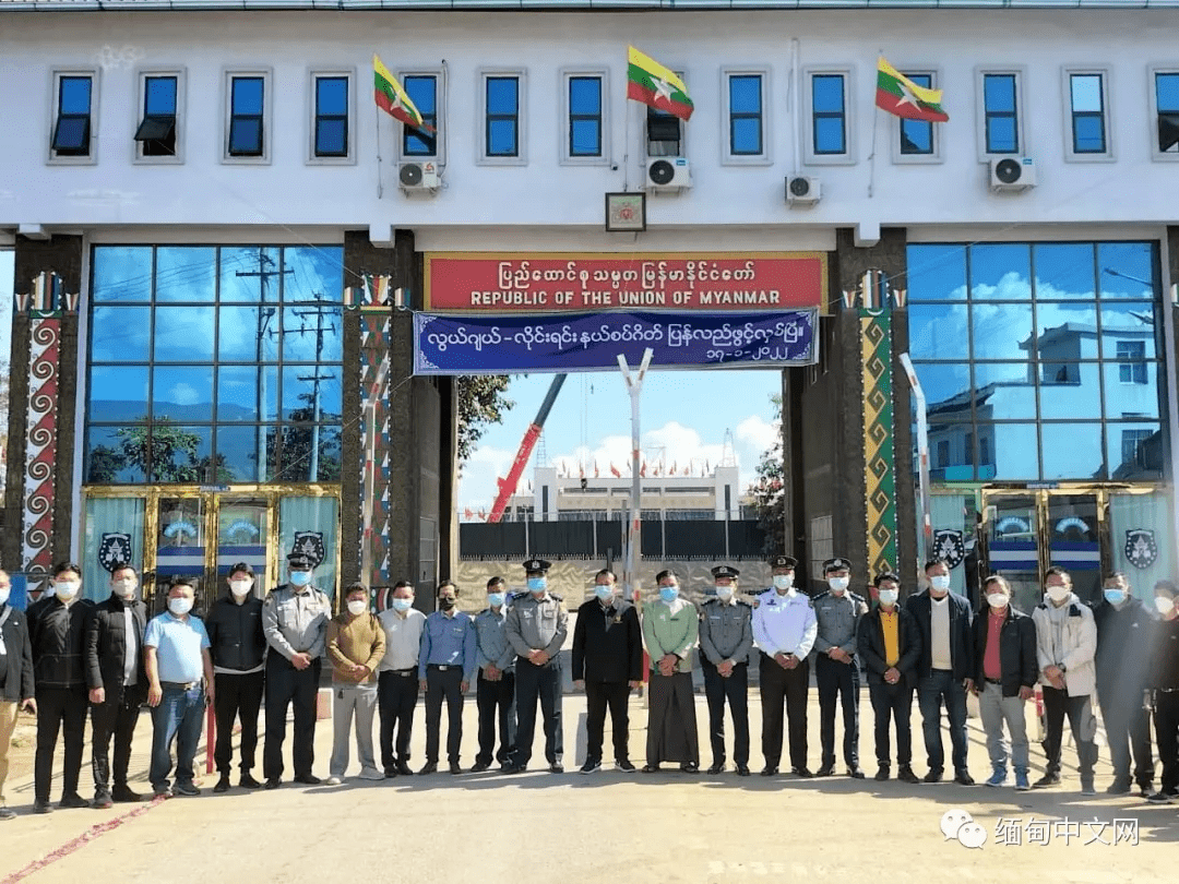 甘拜地_克钦邦_出口