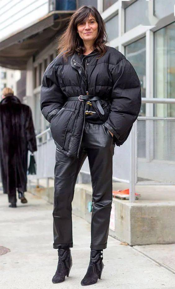 身材 “大衣”失宠了？现在流行这么穿！保暖又显瘦！