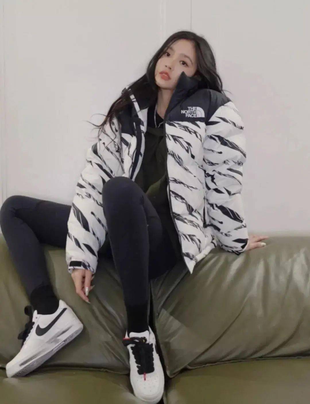 身材 “大衣”失宠了?现在流行这么穿!保暖又显瘦!