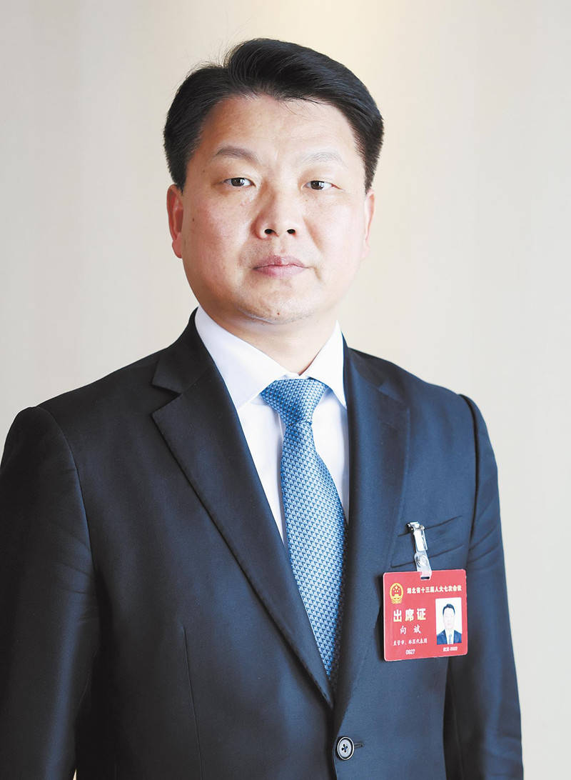 湖北省人大代表,潜江市委书记向斌:成绩来之不易 经验弥足珍贵