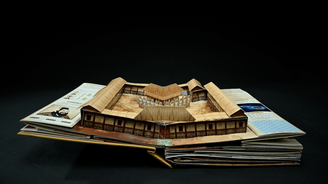 打开历史上古秦朝全景震撼还原中国史立体书