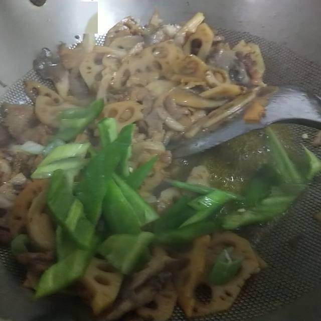 炒什么菜放葱花 0785bfc1c46a49cfb3a654a6f0027901.jpeg