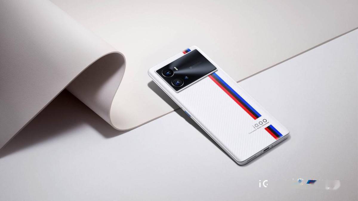 该机|开售10秒破1亿，iQOO 9系列为何能夺得多个平台双料冠军？