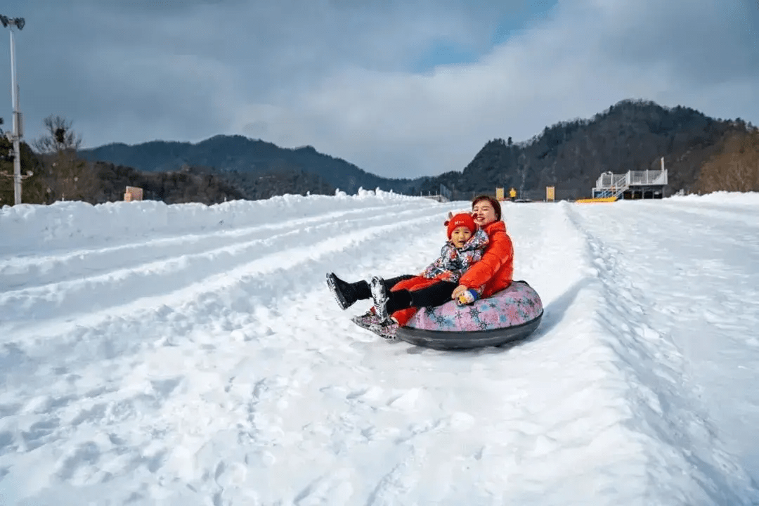 相关|公告！紫柏山国际滑雪场1月24日起恢复运营！