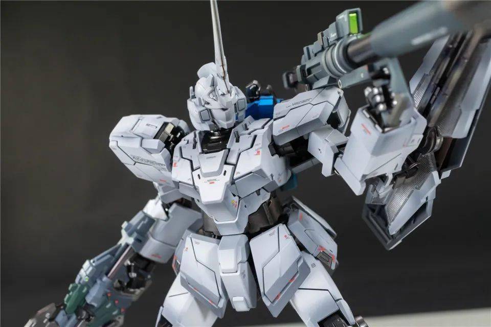 小t高达秀mgexrx0独角兽unicorngundam
