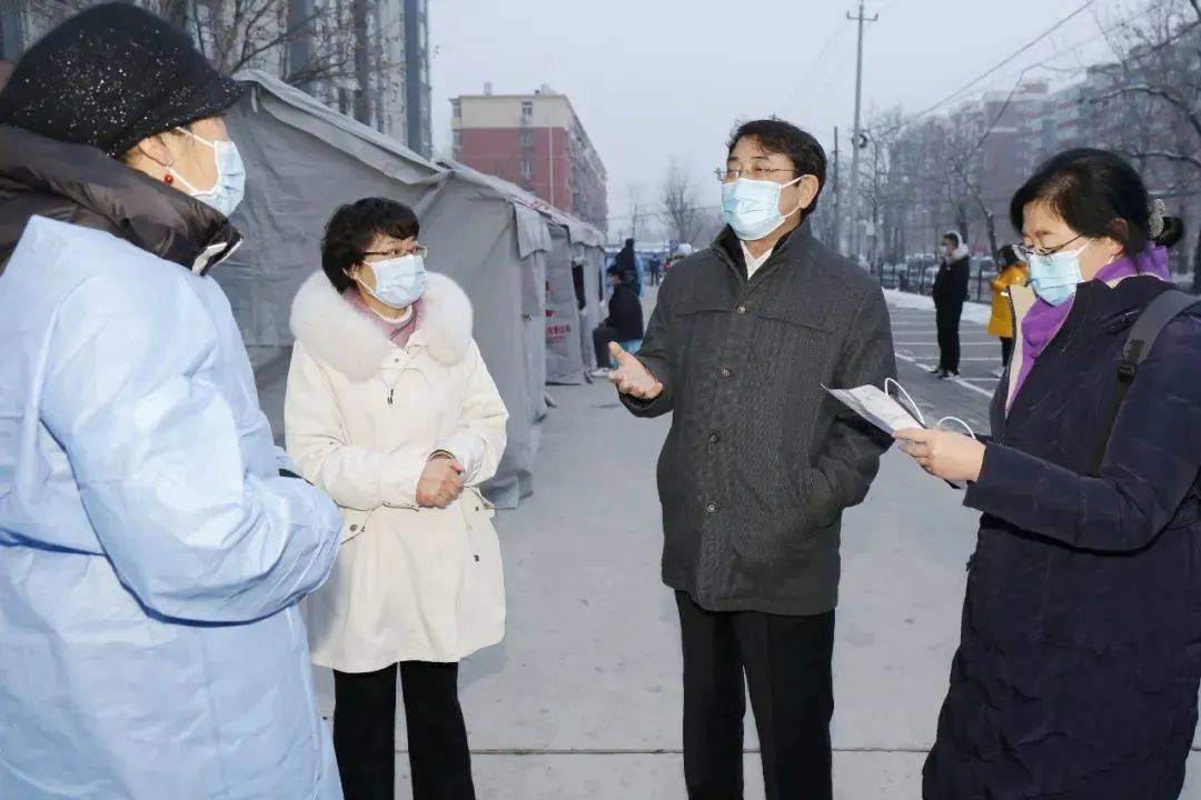 基石等核酸检测机构,慰问支援丰台区开展核酸采样及检测工作的海淀