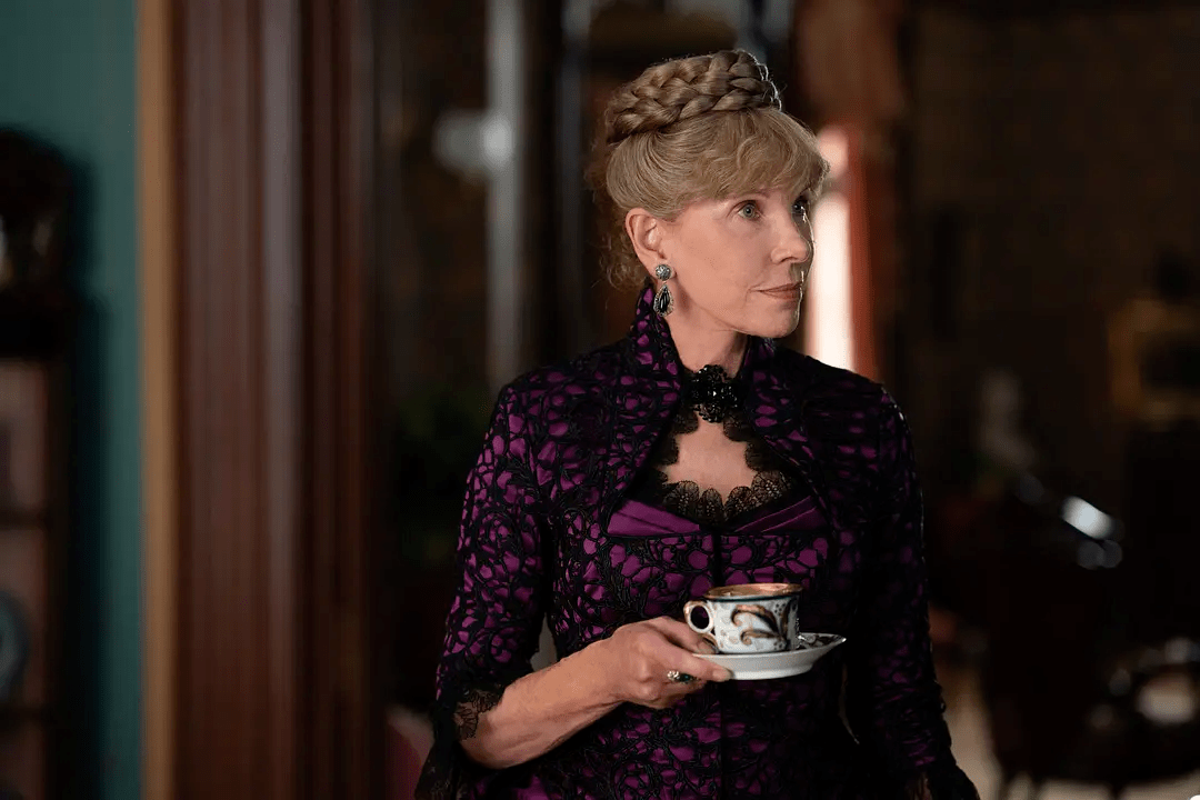 时代|HBO版《唐顿庄园》，华丽范十足