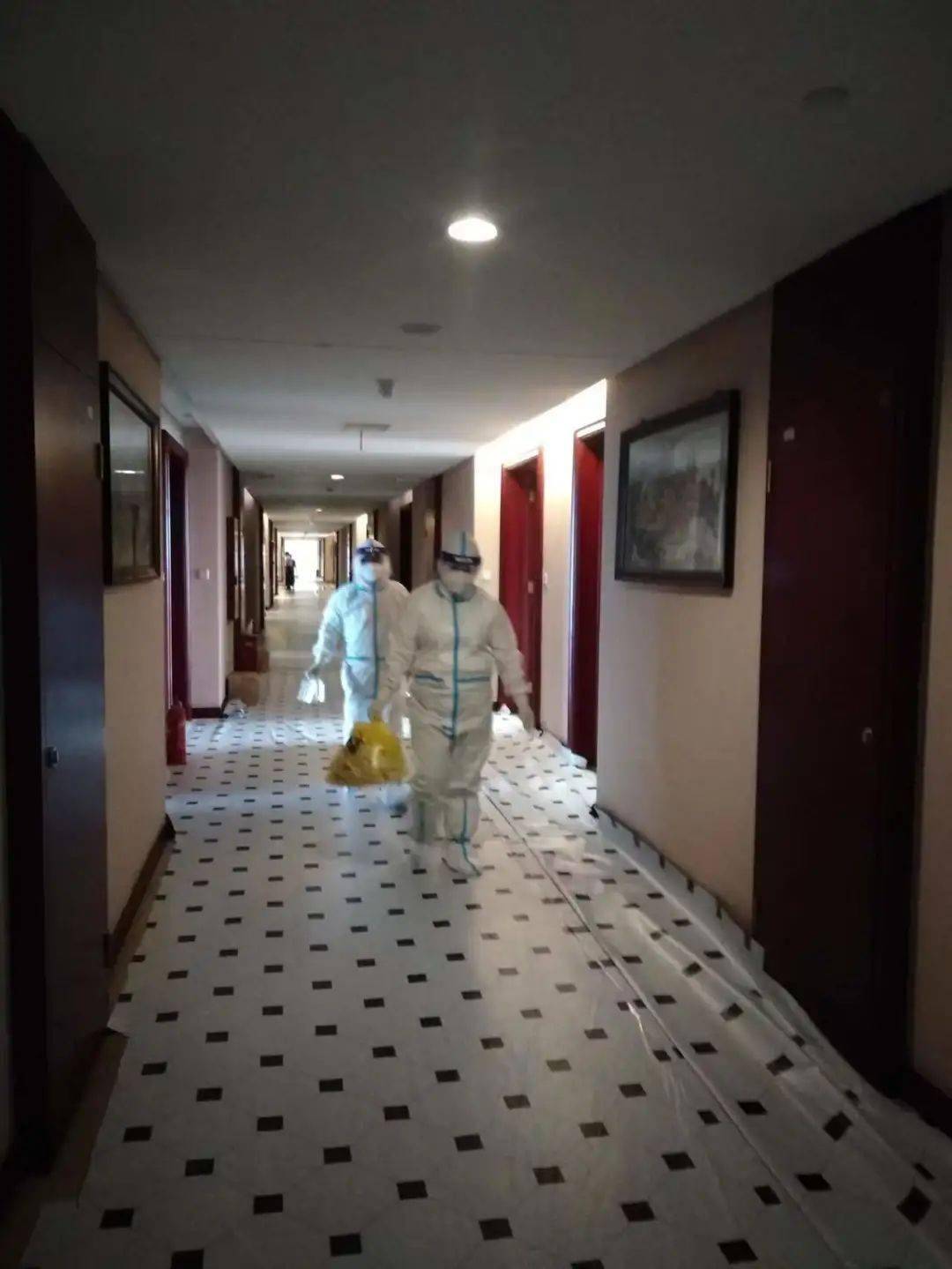 2021年度扬州最美体育人风采录体育抗疫志愿者团队战疫一线显担当