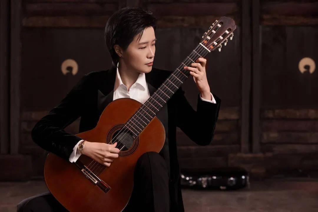 苏萌古典吉他界的大满贯得主世界级古典吉他演奏家