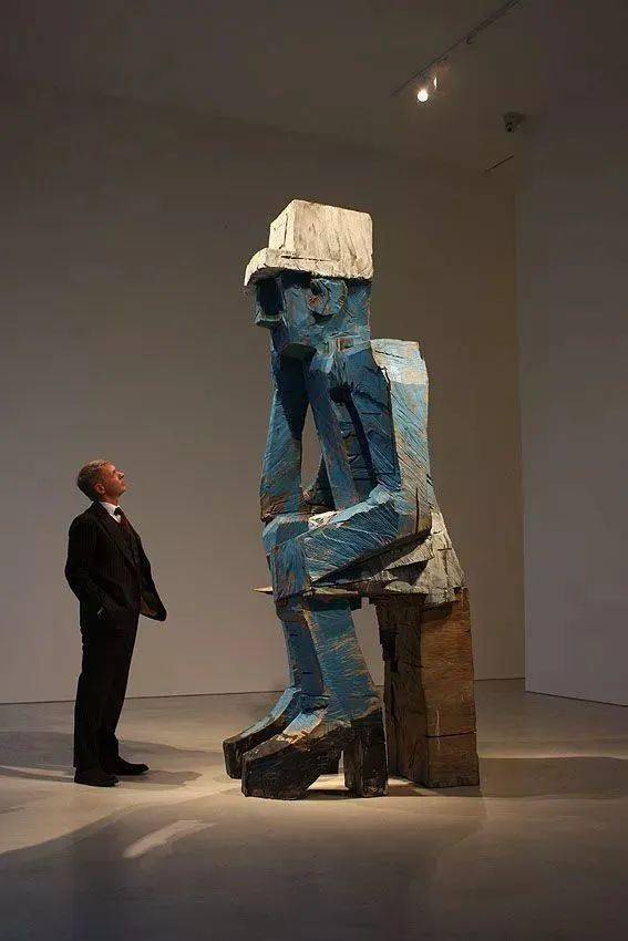 新表現主義 | georg baselitz 木雕作品_雕塑_巴塞_創作