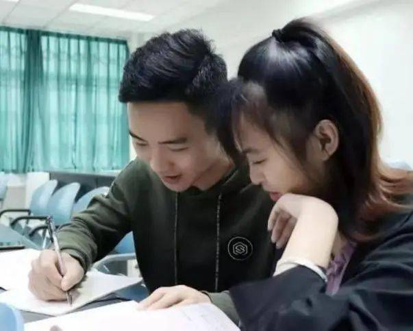 带男人回家好不好 d878413b29f14b39b8bda030581dda64.jpeg