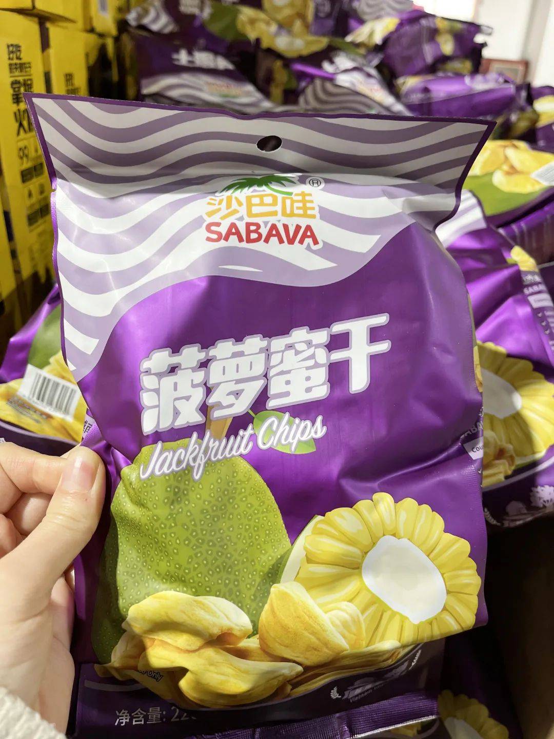 酒水|100元能买一购物车！松江这几家“零食奥特莱斯”，你逛过吗？