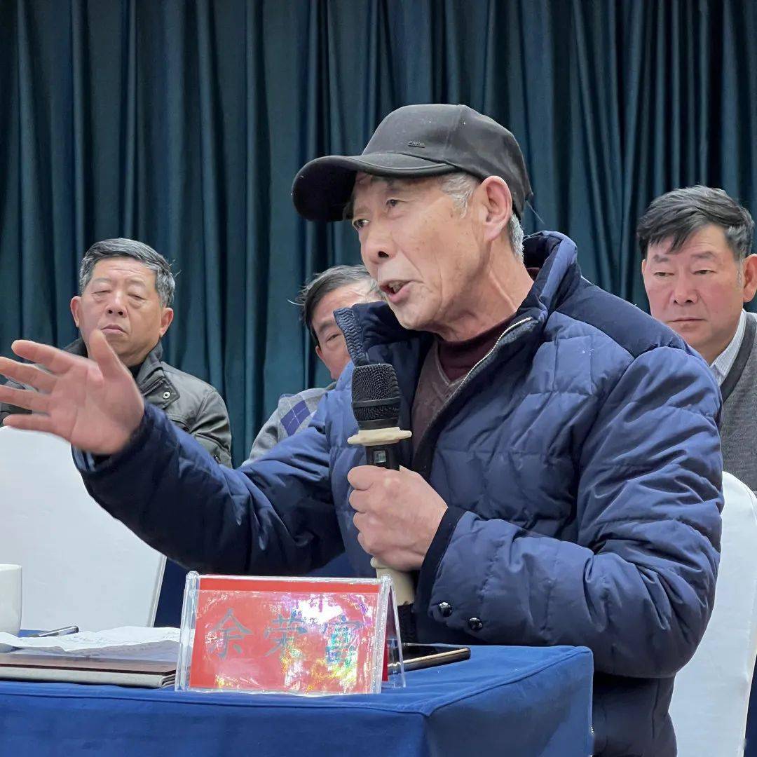 情况,刘伟同志通报了2021年全县党风廉政建设情况,老领导老同志唐晓荣