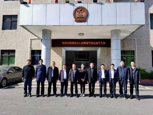 近期,深圳市政府副秘书长,市信访局党组书记,局长何奕飞与市信访局