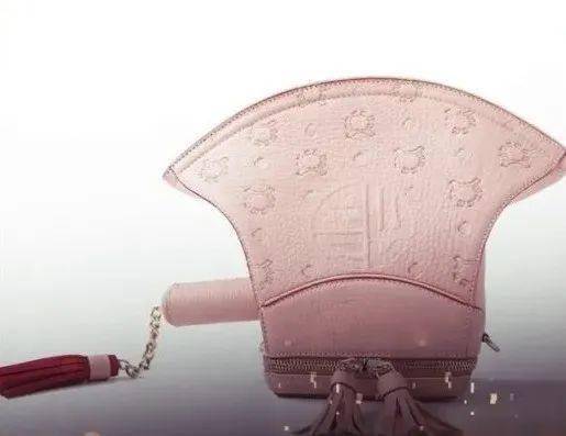 头套辣“瞎”双眼！为什么淘宝的东西越丑，卖得越好？