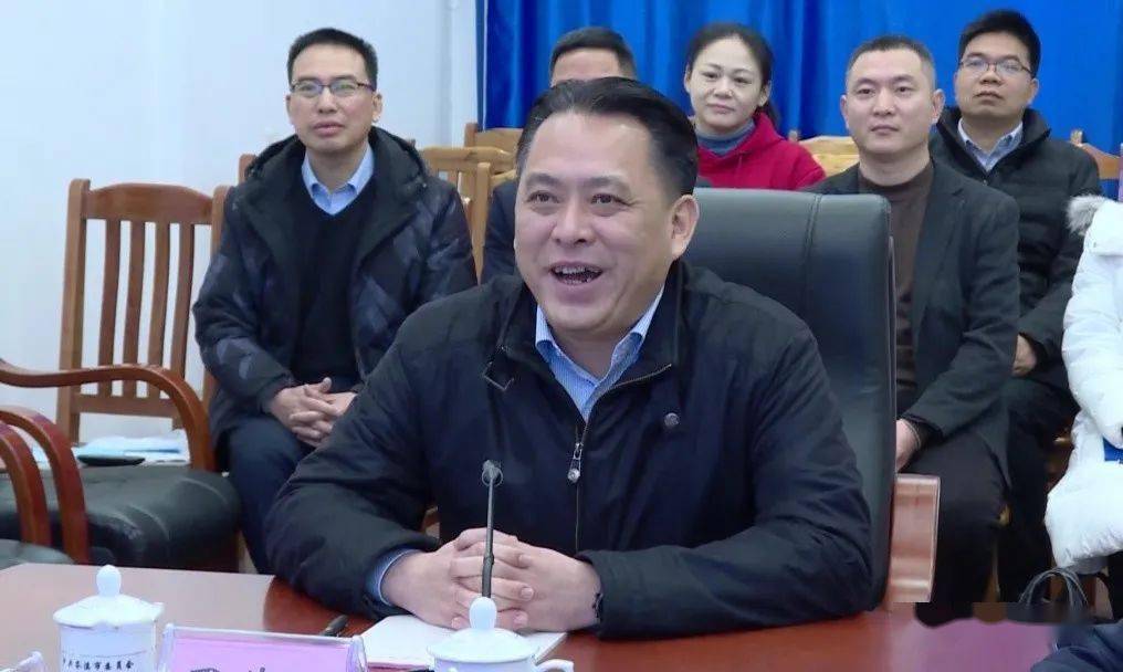 蒋连生钟畅姿视频连线慰问我市值班值守一线工作人员