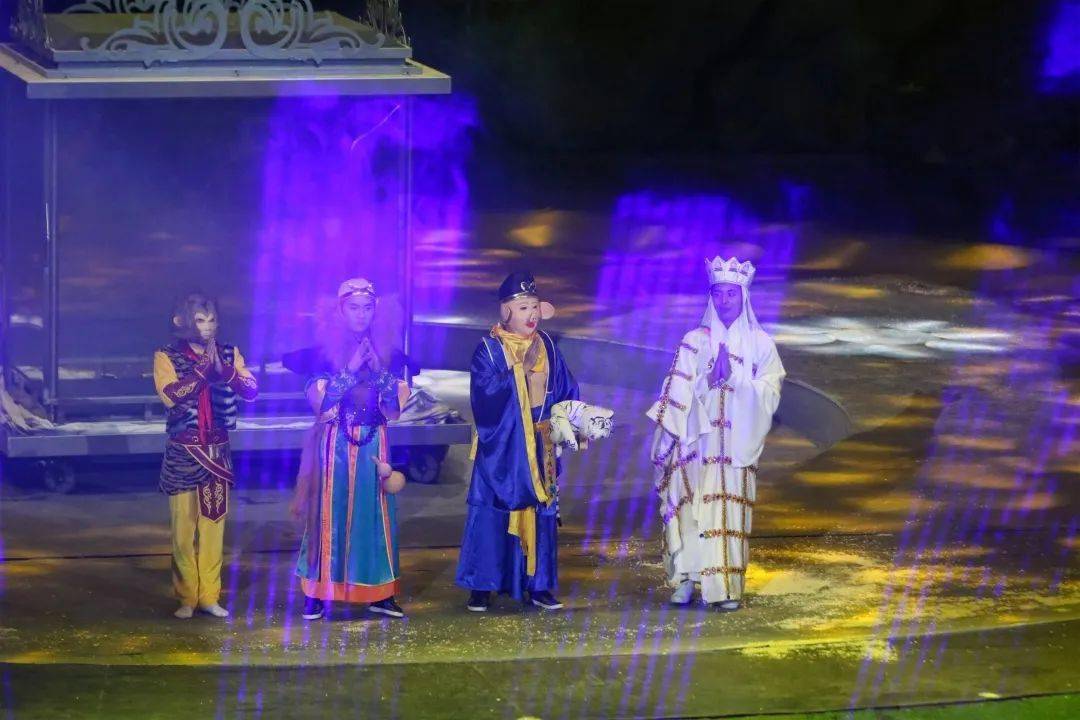 驯养天马75勇夺神针,称心归山75龙宫夺宝,大显神通75惊天问世