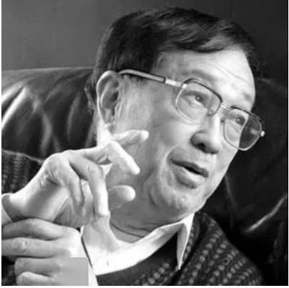 因为|谢晋:3个儿子,2个智障,1个肺癌,去世后刘晓庆用布袋送钱