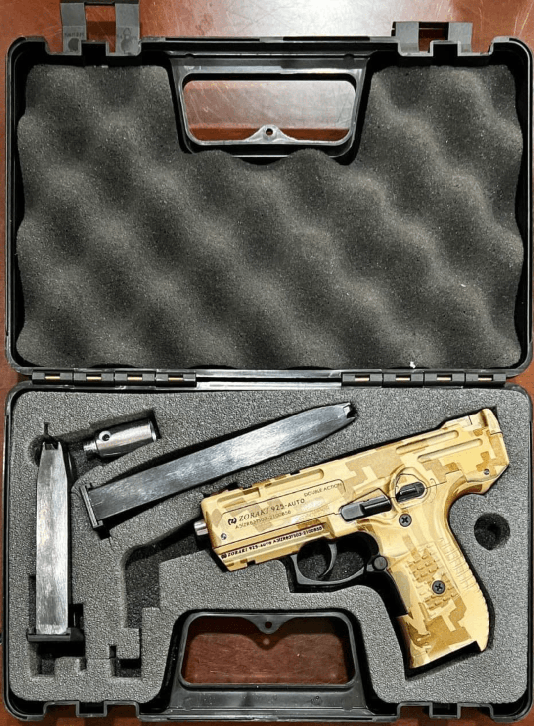 西港戴手铐埋尸案告破11名绑架杀人嫌犯被抓