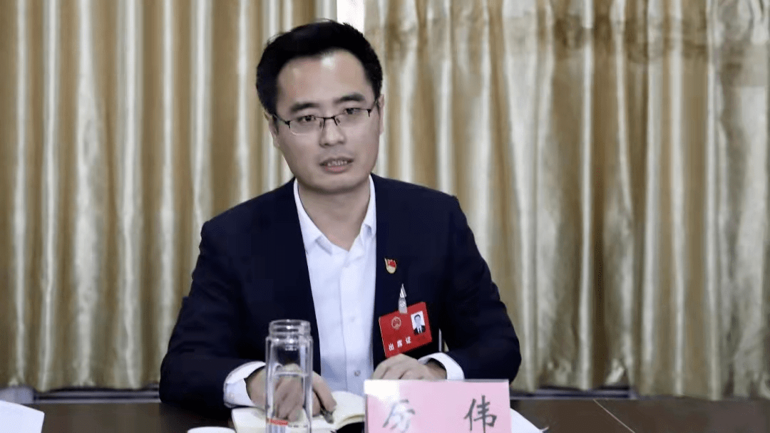 李晓冬,何长平,孟令君,韩庆,王海娟,王海滨为沂水县人民政府副县长