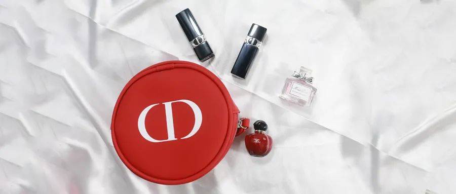 dingDior香水和口红,仙女bi备,闭眼买都不会错